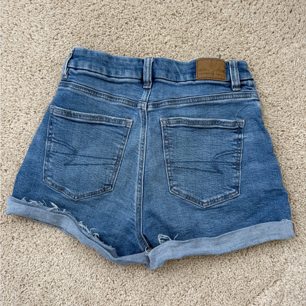 American Eagle women’s Jean shorts size 0. - Picture 2 of 3